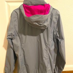 Women’s North Face Rain Jacket - size large